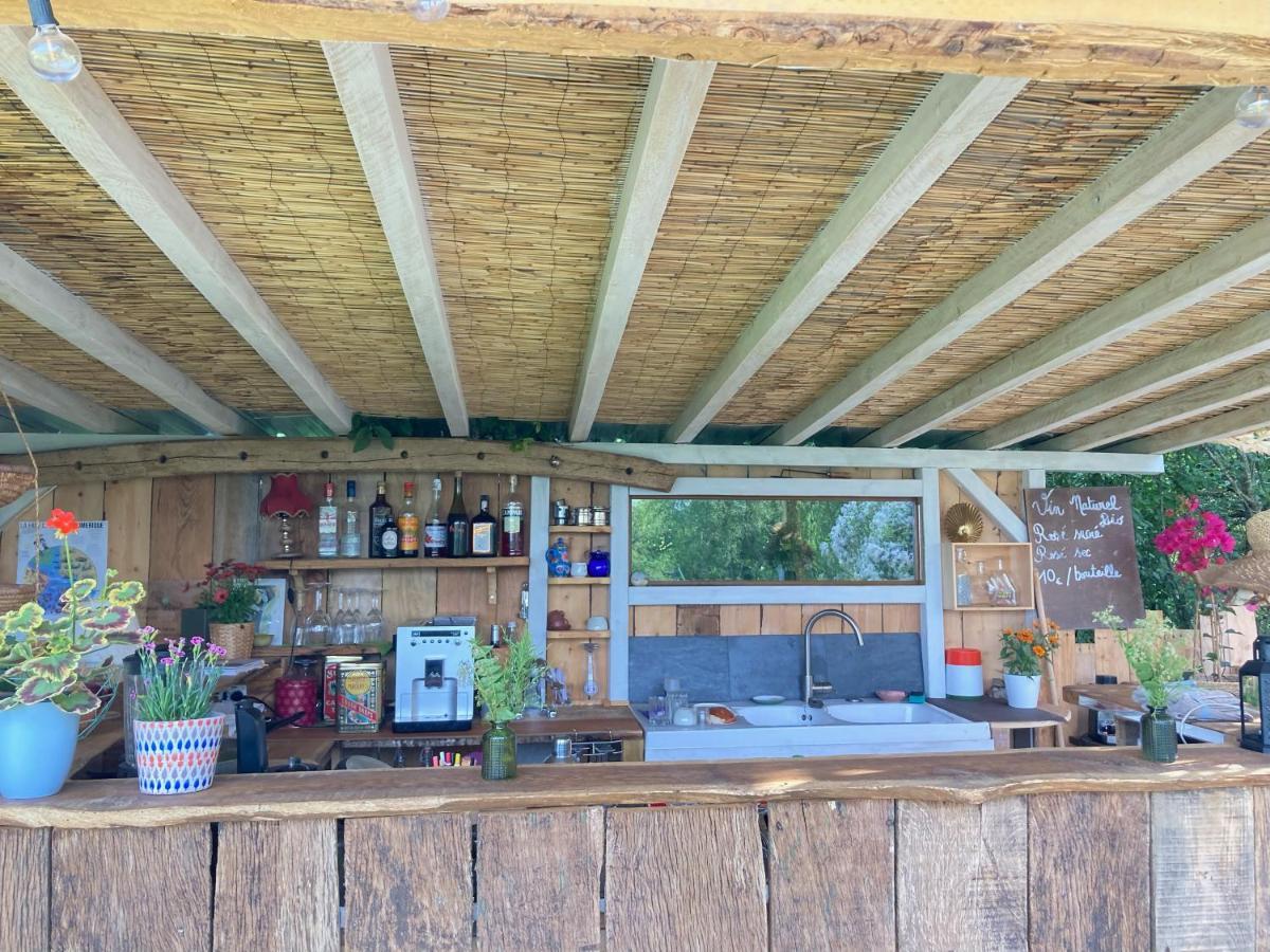 Cabane Bivouac à l'ombre des chênes Idrac-Respailles Esterno foto